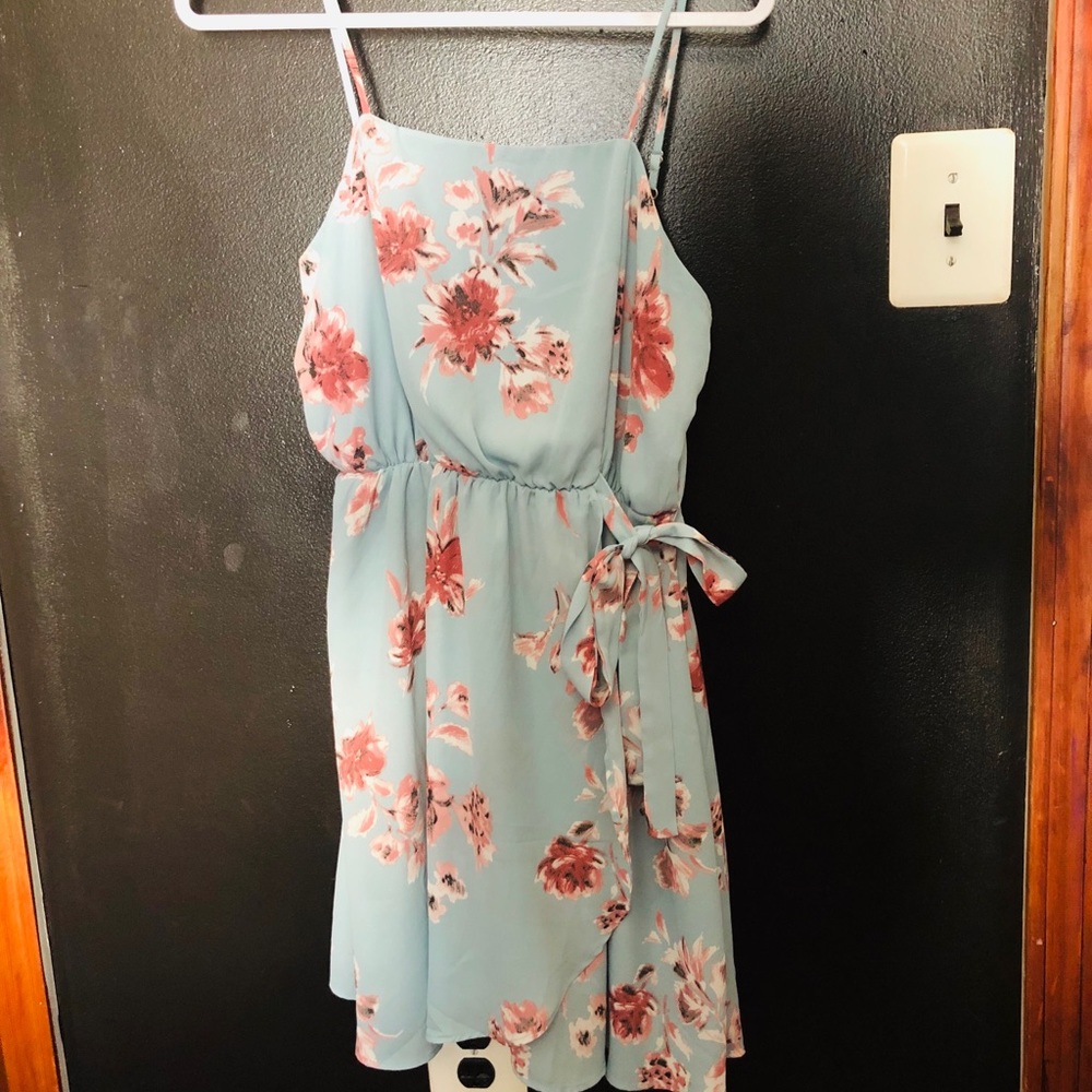 Sky blue floral dress with knot tie on hip